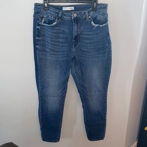 KanCan  curvy  Ankle Jeans